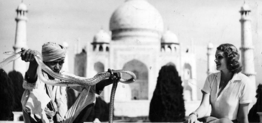 Aloha Wanderwell at Taj Mahal